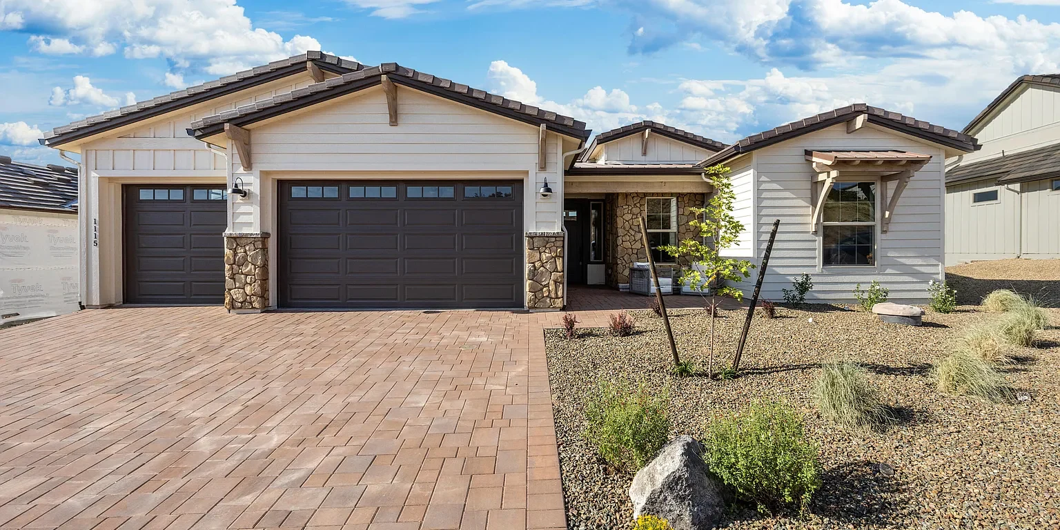 Lot 43 Front